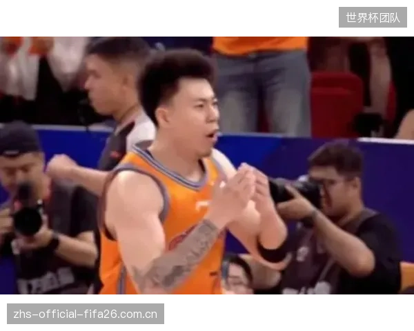 张镇麟的定点投射或成为上海队撕开广厦锋线防守的关键变量。